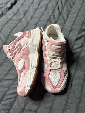 New Balance 9060 pink and white